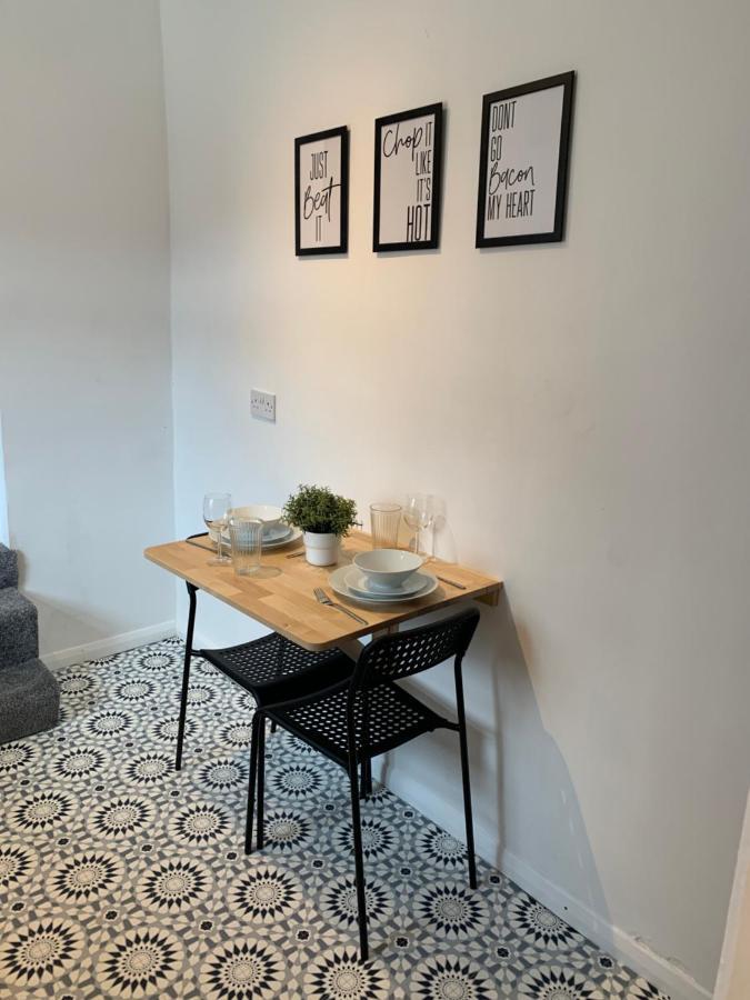 Windsor 4 - Spacious Beautiful 4 Bdrm Maisonette Nr Ncle Free Wifi Free Parking 盖茨黑德 外观 照片